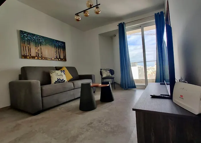 Sea Breeze Duplex Deluxe Penthouse
