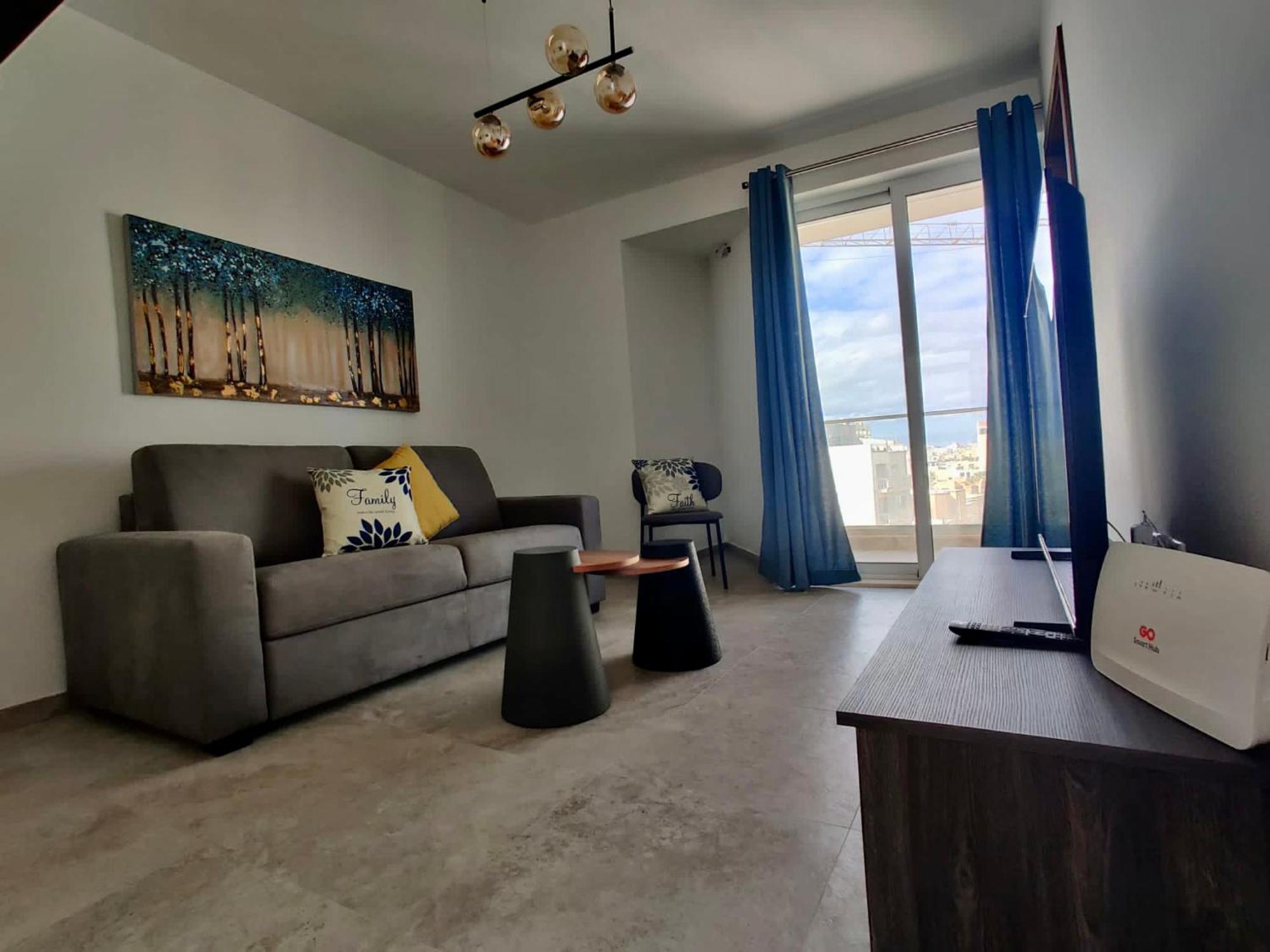 Sea Breeze Duplex Deluxe Penthouse *