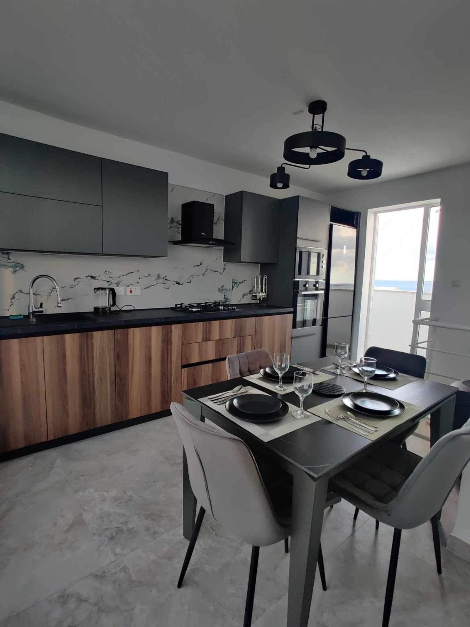 Sea Breeze Duplex Deluxe Penthouse